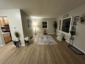 Building Photo - 1126-1128-1128 Byron Ave