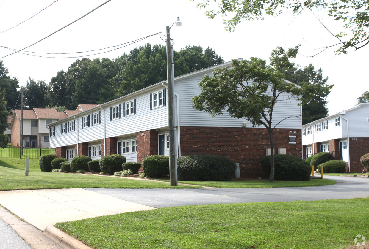 Building Photo - Berryman Square