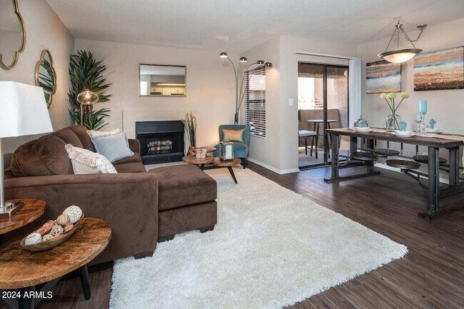 Photo - 242 S Beck Ave Apartment