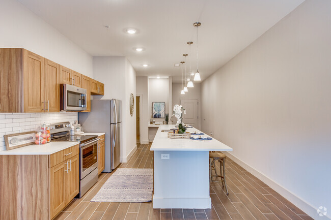 2BR, 2BA - 1364SF Kitchen - The Halston