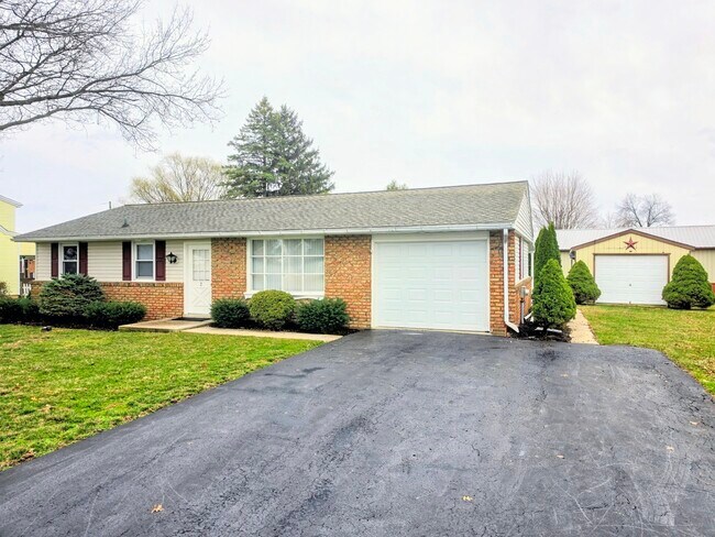 Foto del edificio - 2 Colonial Ave