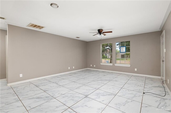 Building Photo - 3900 Gabriella Dr