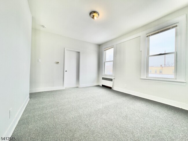 Foto del edificio - 476 Grove St