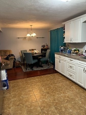 Building Photo - 3 Russell St