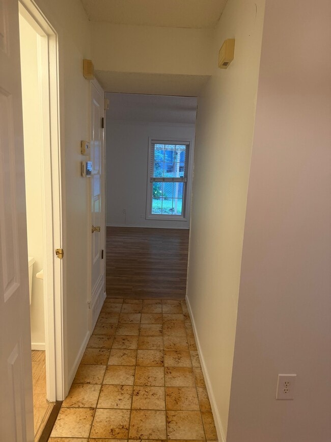 Building Photo - 3093 Littlefield Cove
