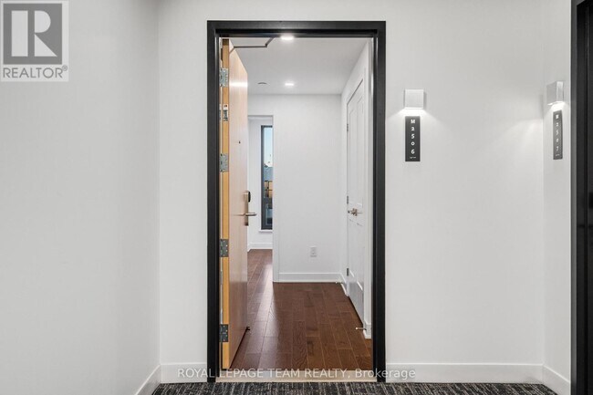 Photo du bâtiment - 340 Queen St