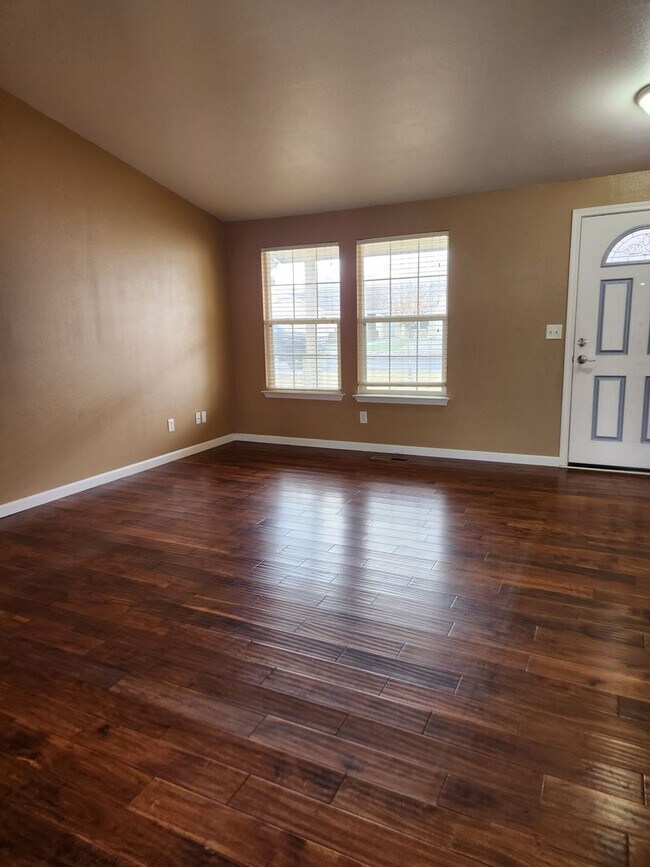 Foto del edificio - Beautiful Fernley home