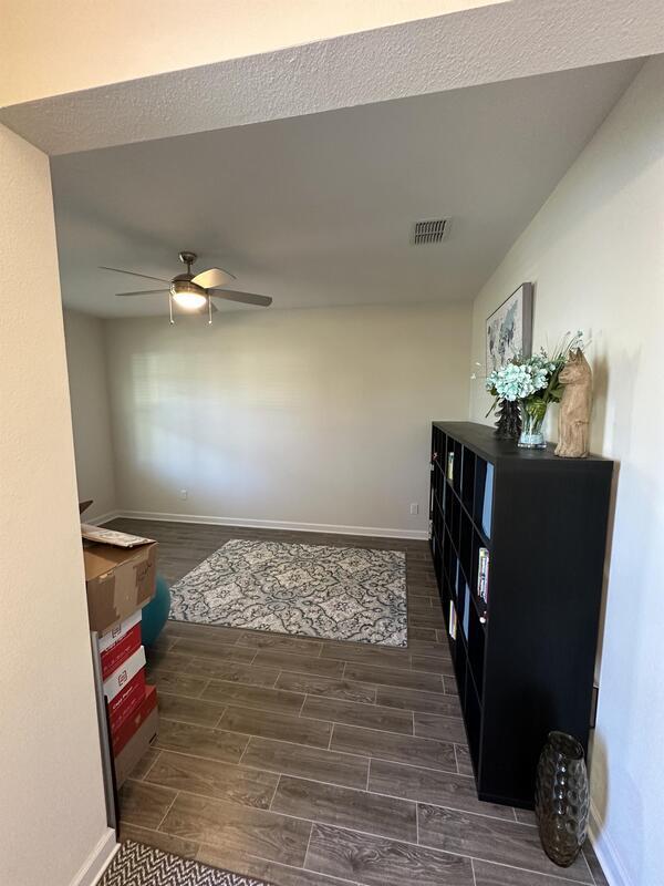 Photo - 11969 Satire St House