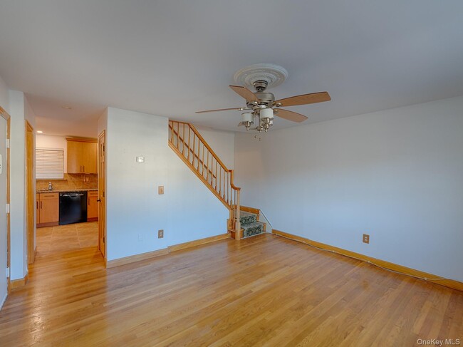 Foto del edificio - 4 Forge Gate Dr