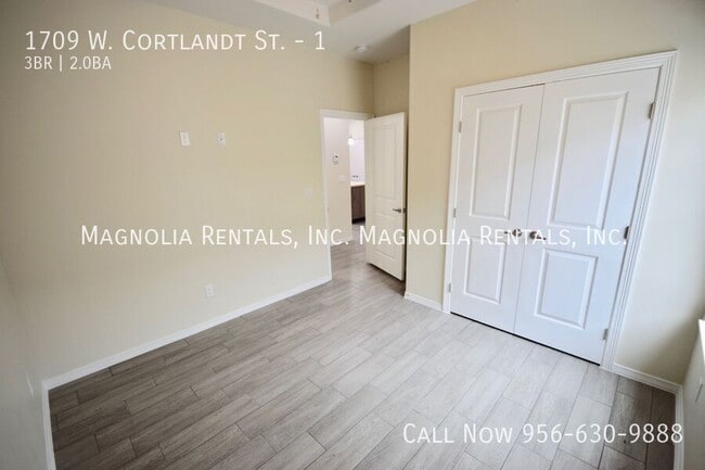 Building Photo - 1709 W Cortlandt St