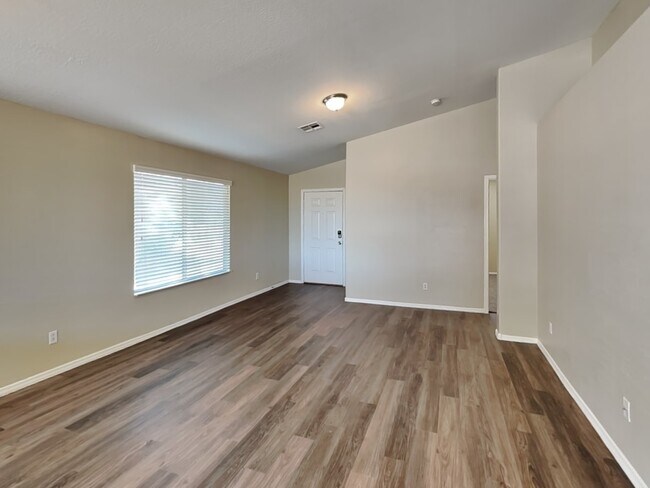Building Photo - 14813 W Port au Prince Ln