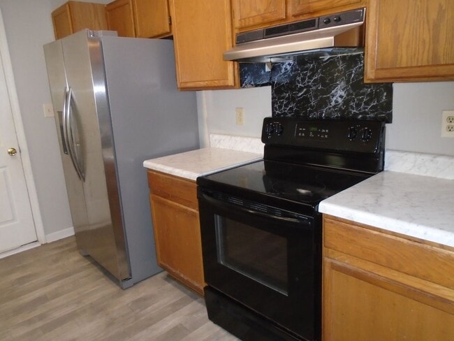 Foto del edificio - 3 bedroom in Hope Mills!