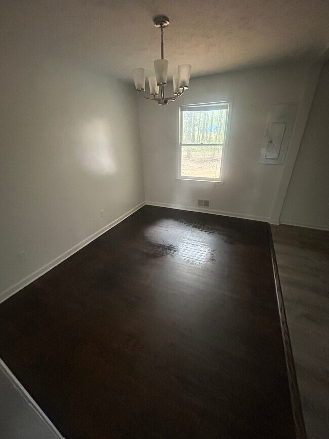 Foto del edificio - 15 Mona Pl