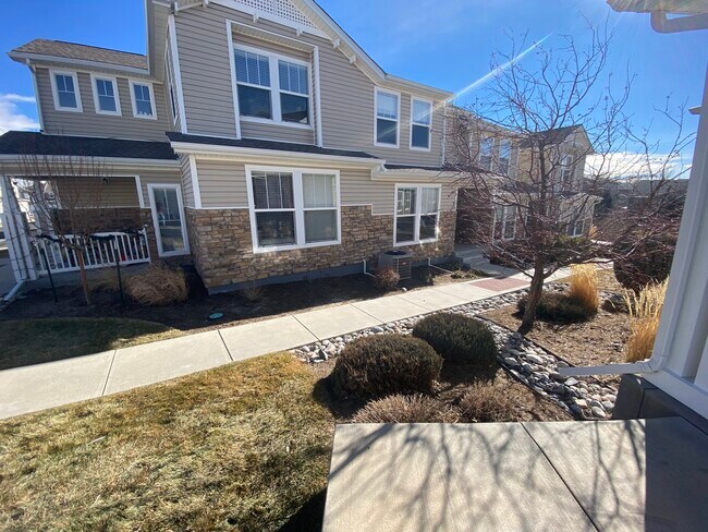 Foto del edificio - 6220 Sandside Vw