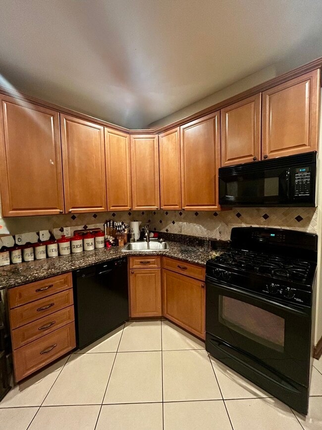 Foto del edificio - 2340 W Thomas St