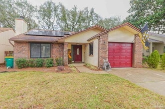 Building Photo - 1030 Alderwood Way