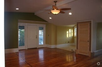 Building Photo - 6031 Deal Ave