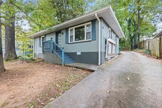 Foto del edificio - 1763 Pennington Pl SE