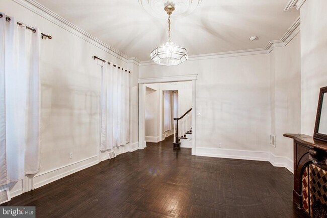 Foto del edificio - 1422 Castle Ave