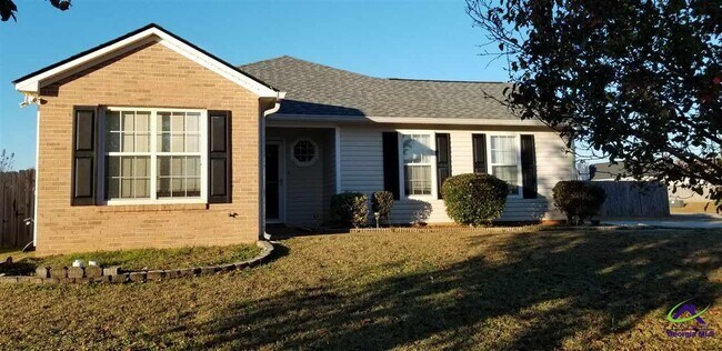 Building Photo - 100 Wynfield Ln
