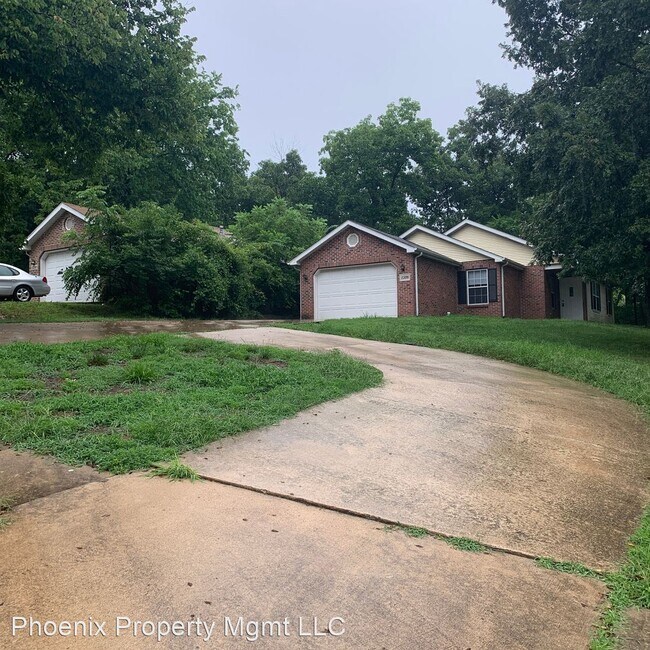 Building Photo - 3 br, 2 bath House - 1508 Garden Dr