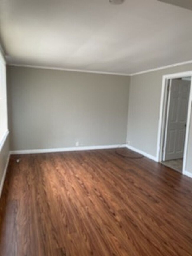 Foto del edificio - 921 E. 27th Av.
