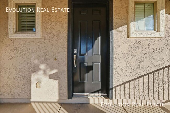 Foto del edificio - 3262 E Meadowview Dr