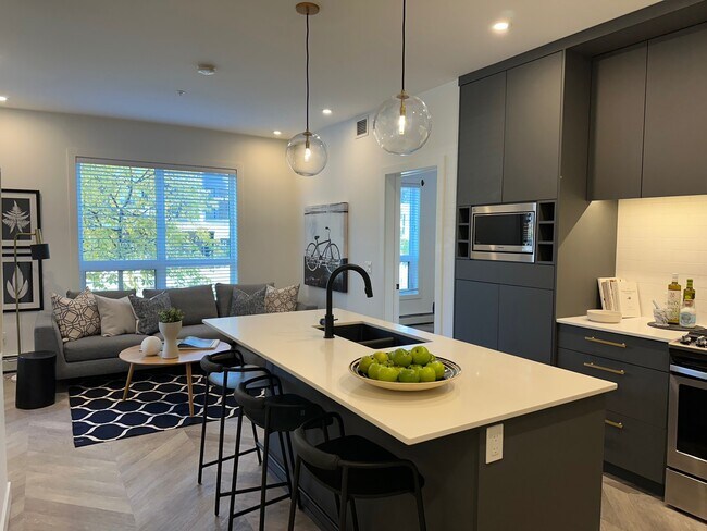 Photo du bâtiment - 4275-4275 Norford Ave NW