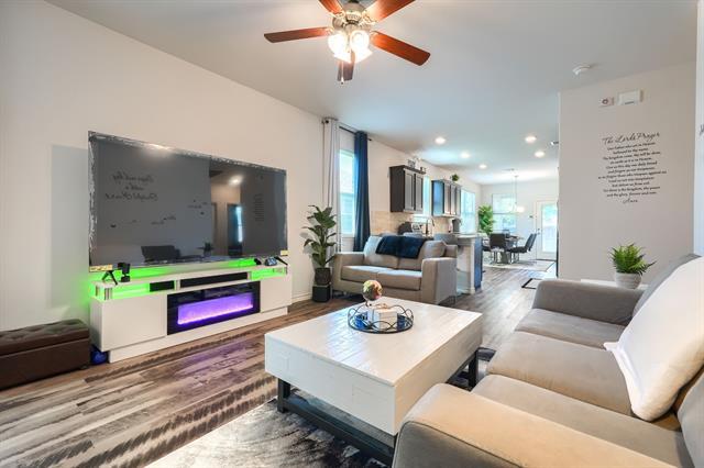 Foto del edificio - 2272 Miramar Dr