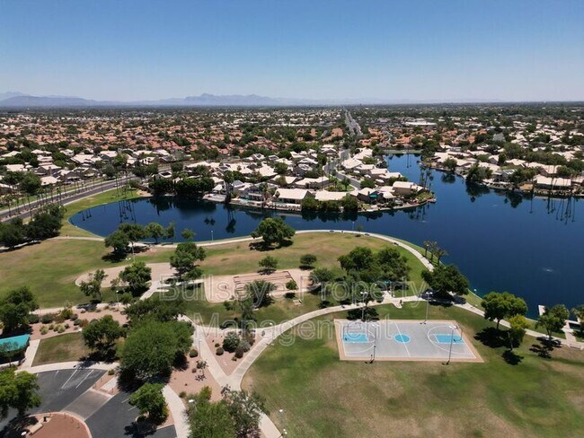 Foto del edificio - 809 S Lagoon Dr