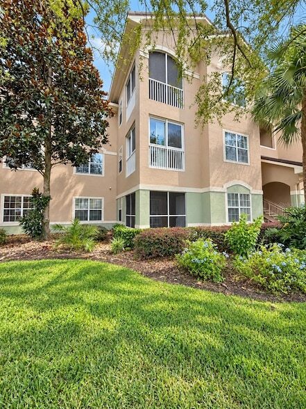 Foto del edificio - 4881 Cypress Woods Dr