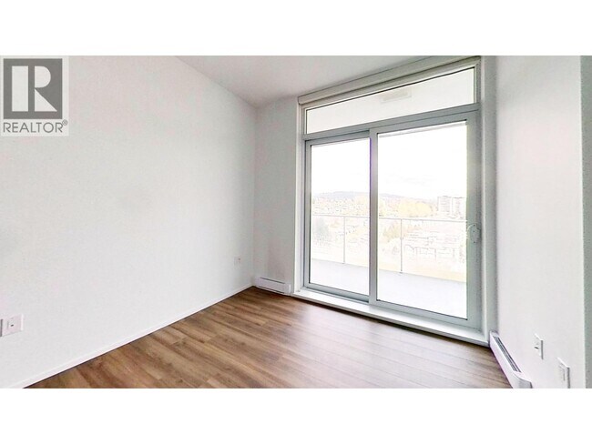 Photo du bâtiment - 4650 Brentwood Blvd