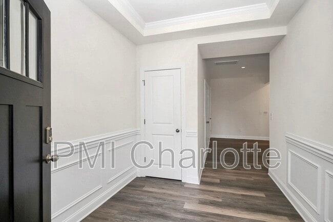 Building Photo - 10436 Glenmere Crk Cir