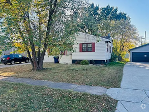 Building Photo - 3119 Outer Dr
