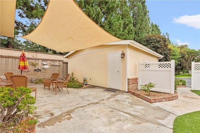 Building Photo - 5200 Irvine Blvd