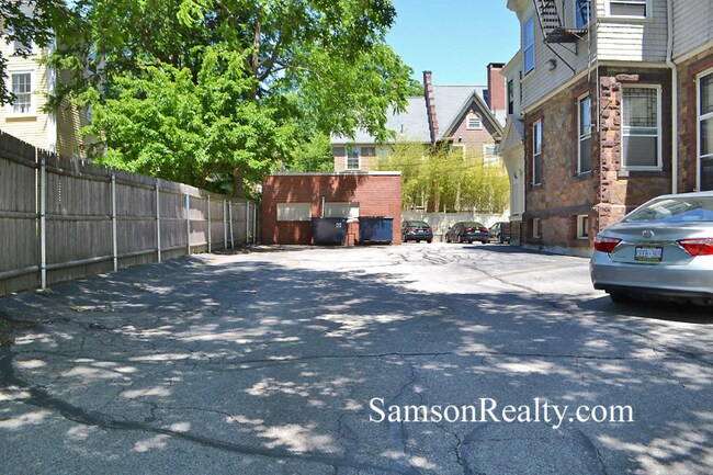 Foto del edificio - 314 Angell St