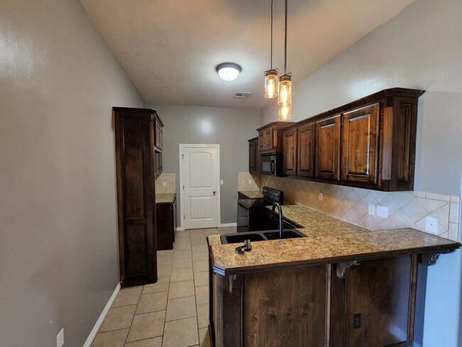 Kitchen - 10716 SW 32nd St
