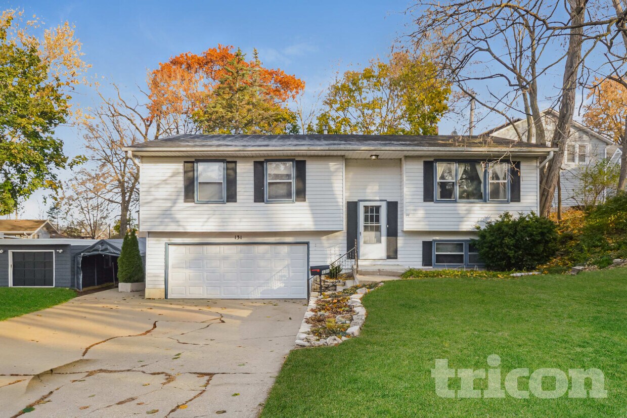 Foto principal - 131 Oak St