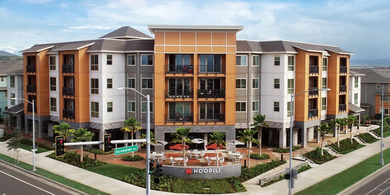 Primary Photo - Ho'opili 1 Bed/ 1 Bath/ Tandem Parkings