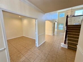 Building Photo - 25206 Auburn Terrace Dr