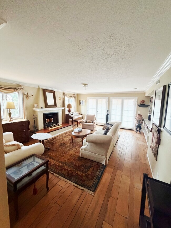 Foto del edificio - 444 Fern Glen