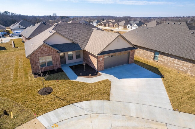 Building Photo - 1805 Talco Dr