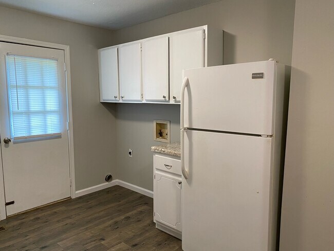 Building Photo - 26 Foxboro Cv
