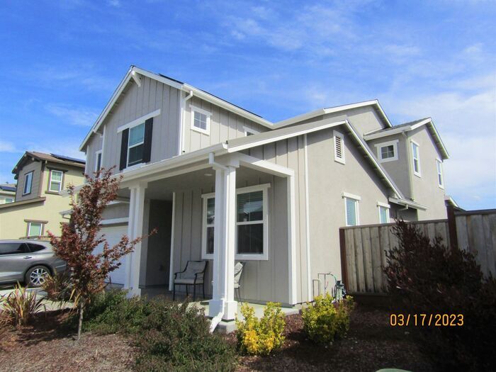 Primary Photo - Beautiful newly built home in Rohnert Park...