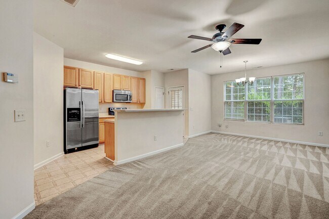 Foto del edificio - COMING SOON! DON'T MISS OUT! GREAT MORRISVILLE LOCATION!