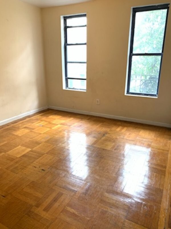 Building Photo - 642 W 172nd St