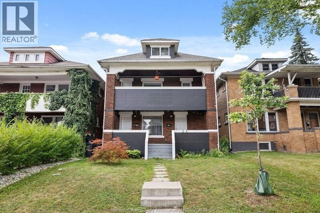 Building Photo - 541 Moy Ave