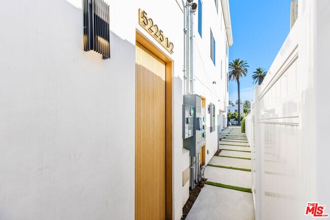 Foto del edificio - 5225 20th St