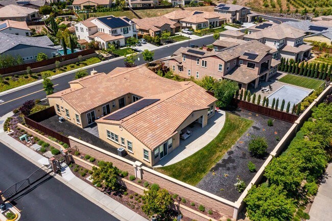 Foto del edificio - Amazing Home For Lease