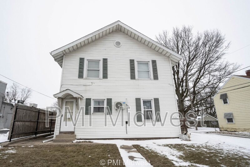 510 E St Unit Apt 2, Kokomo, IN 46901 Condo for Rent in Kokomo